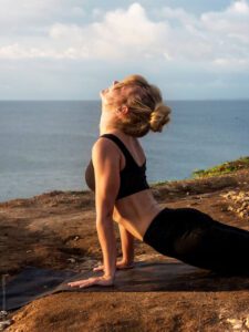 THE TOP 10 BEST YOGAS TO MORE HEALTHY CARDIOVAGAL Bhujangasana (Cobra pose)